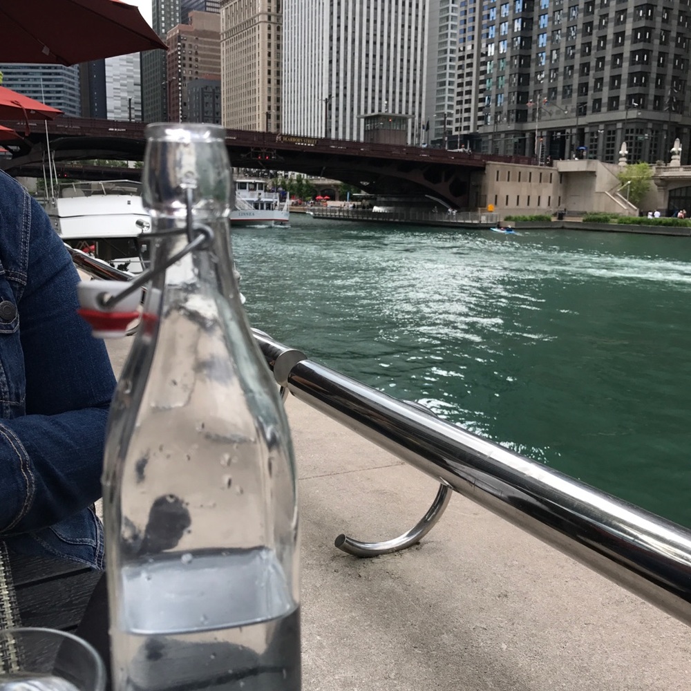 Meet your Posher, Yas